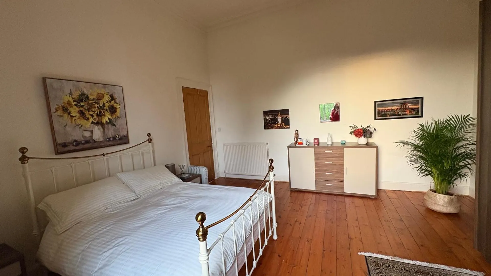 ホームステイ Quiet Room In Vibrant Bruntsfield With Private Parking エディンバラ